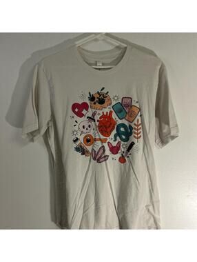 Cream and multi-coloured graphic tee with a fun design #indie